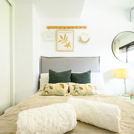Estudio Con Parking Teatinos Malaga Living Extérieur photo